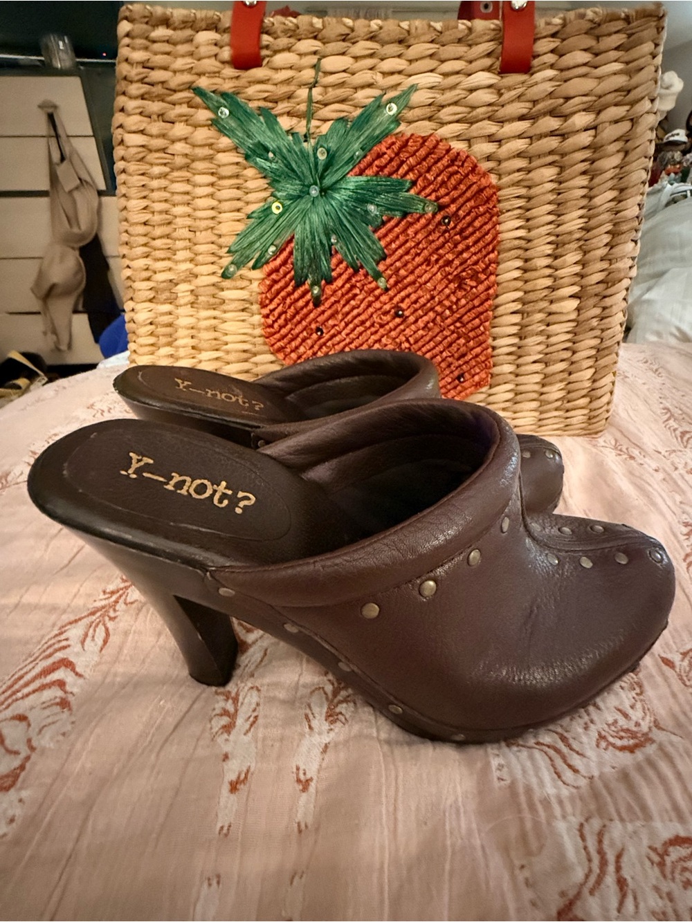 Vintage Y2K Women's Brown Studded Leather Mule Heels Clogs Boho Festival 2000s - Picture 9 of 9